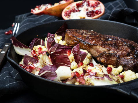 Entrecôte with cauliflower and pomegranate