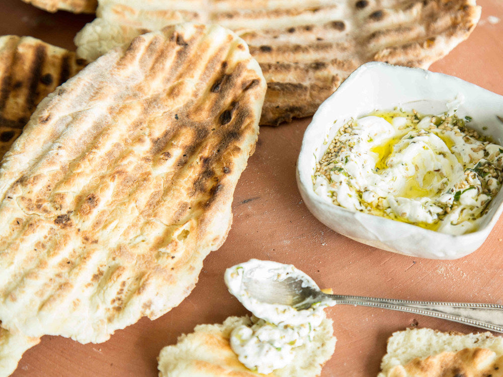 Grilled flatbread with zatar yogurt dip
  
  
  
  &ndash; Otto Wilde Grillers